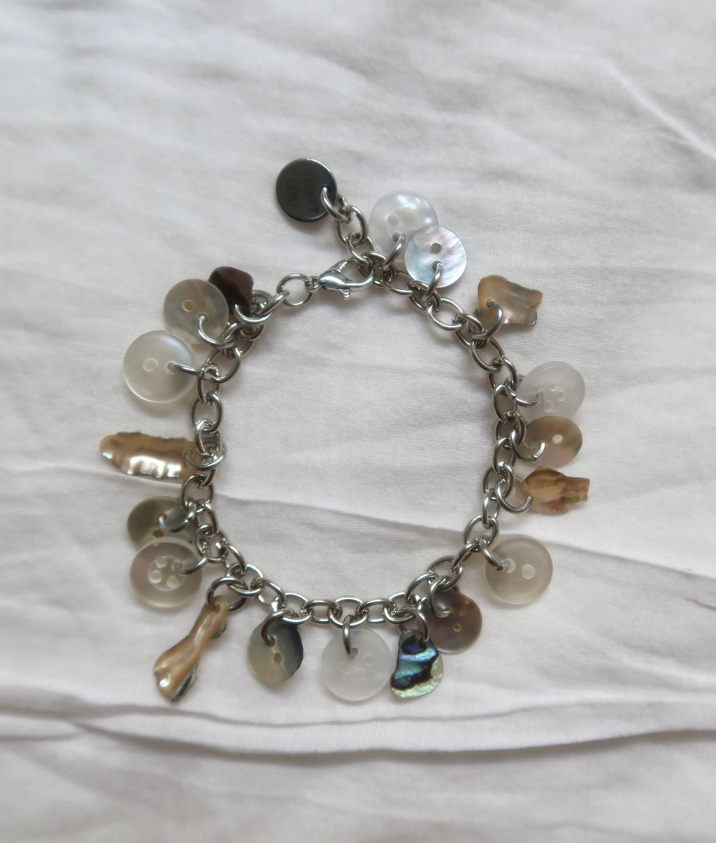 Ikari Bracelet 002