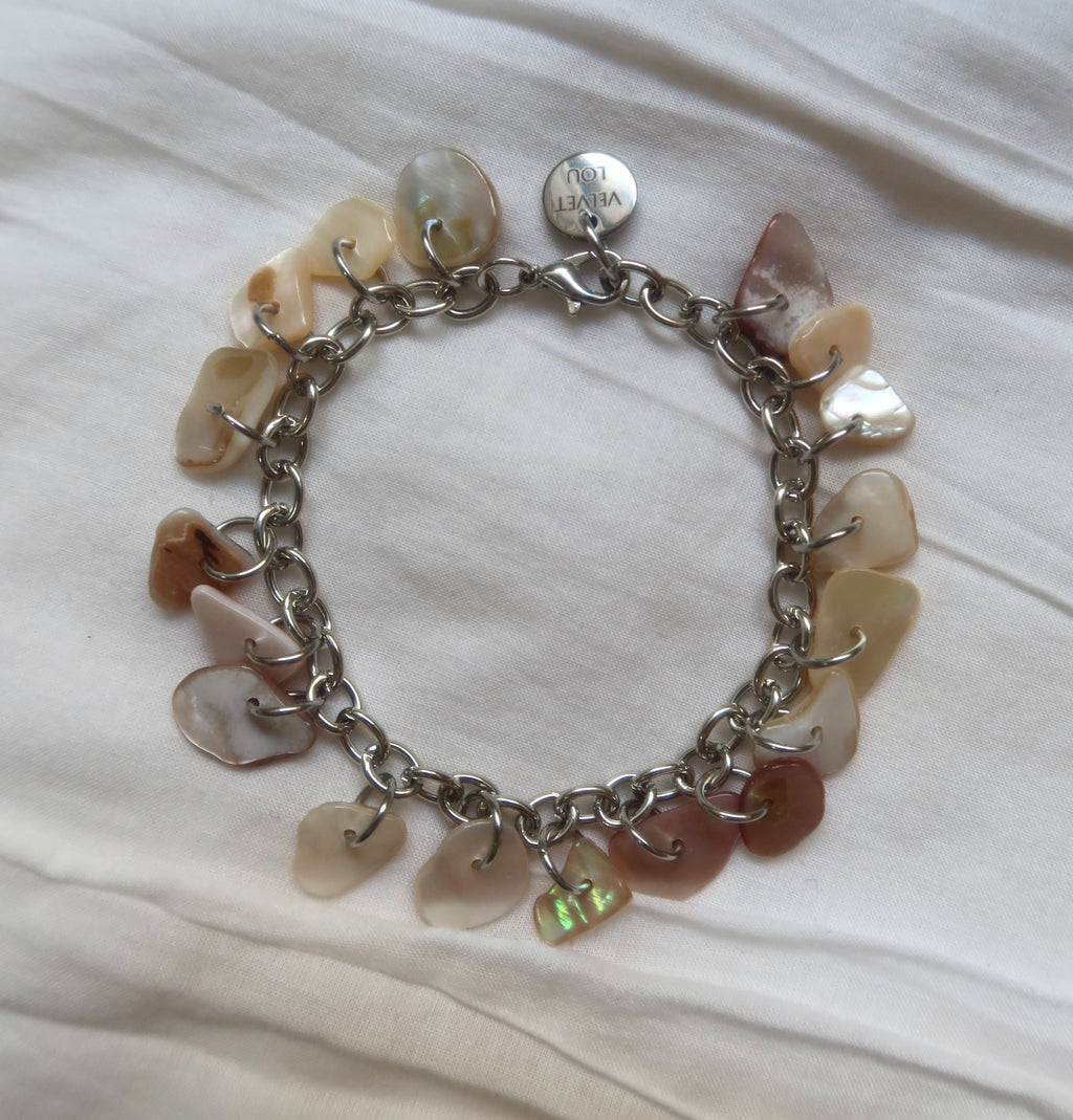 Ikari Bracelet 005