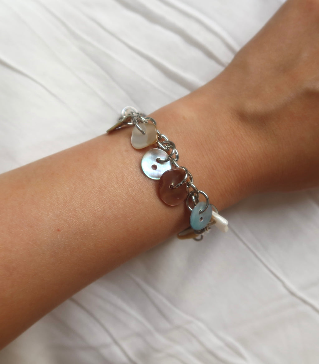 Ikari Bracelet 004