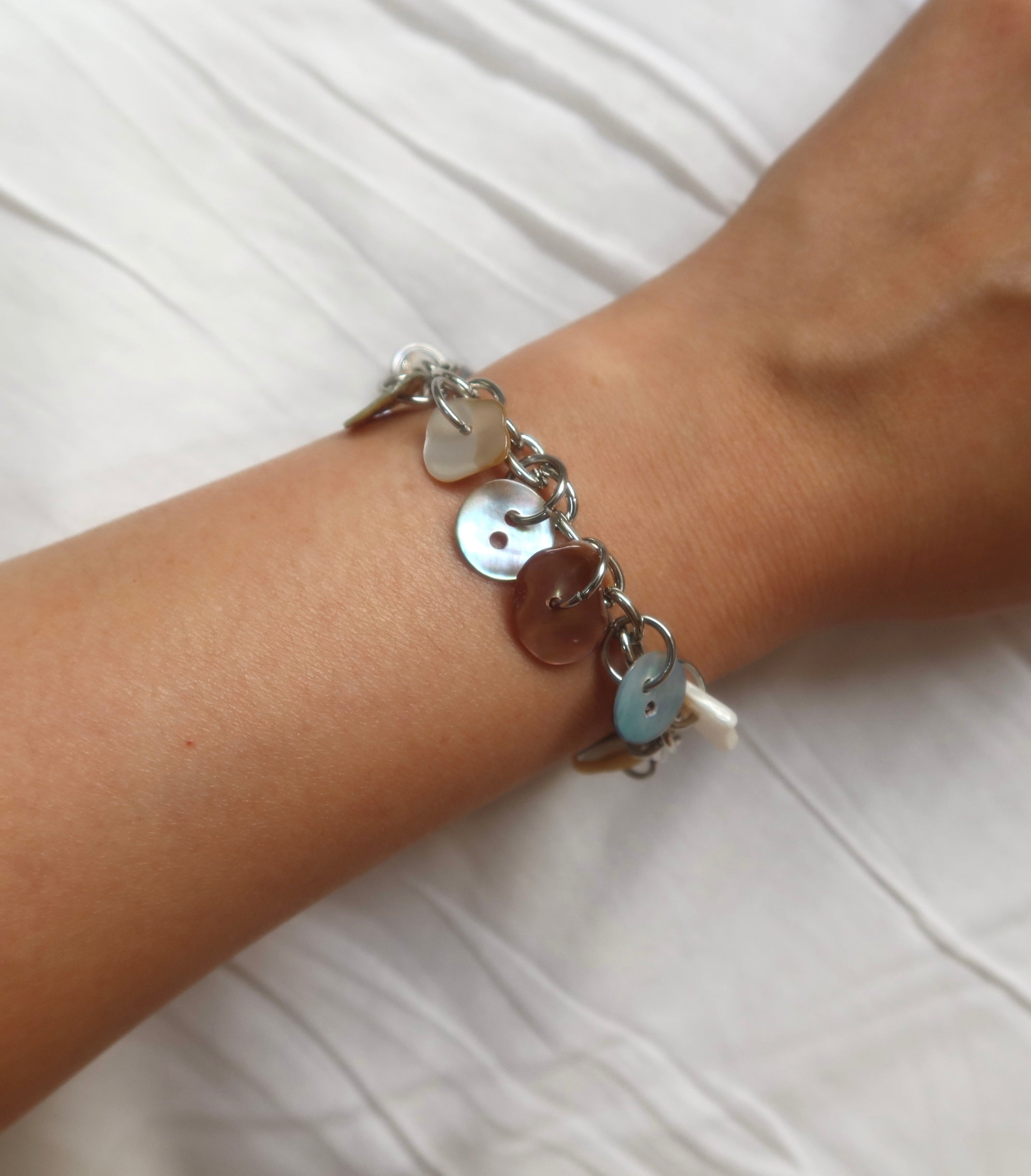 Ikari Bracelet 004
