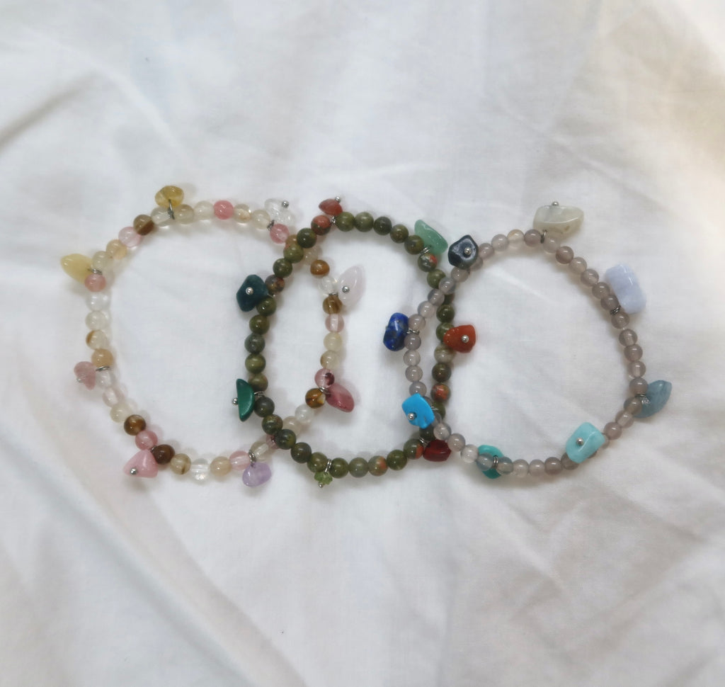 Lyra Stretch Bracelet